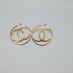 Big fashion hoop earrings